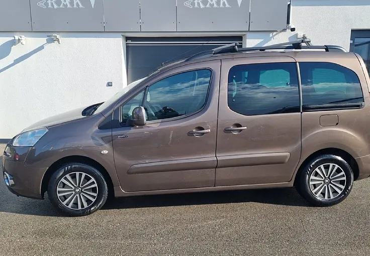 Zunanja slika - Peugeot Partner - Tepee 1.6 HDi Family  VELIKI SERVIS - 1