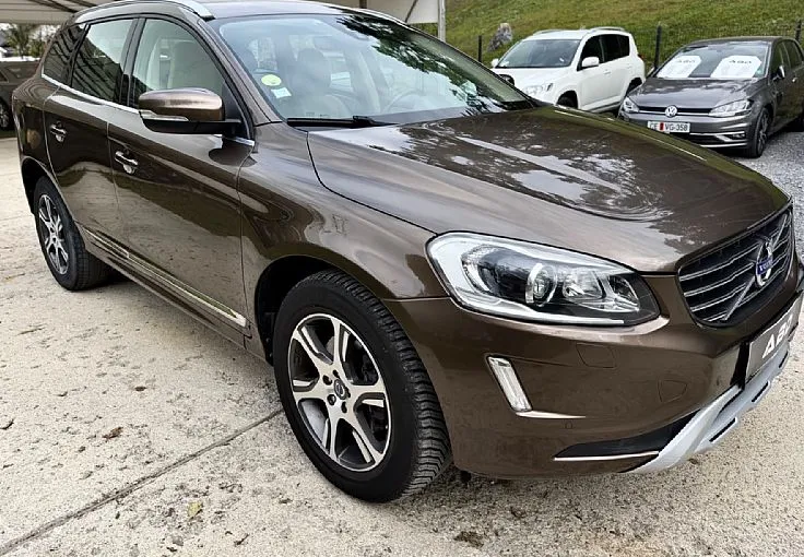 Zunanja slika - Volvo XC60 - AWD D5 Summum AUT 1.LASTNIK KAMERA MEMORY VIRTUAL - 3