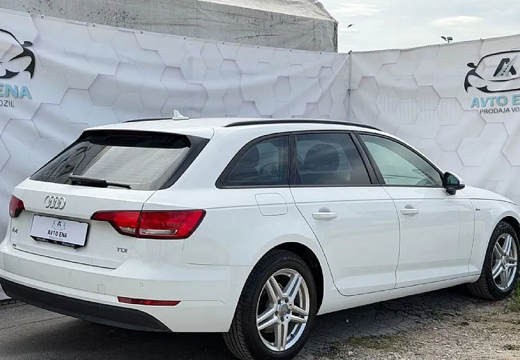 Zunanja slika - Audi A4 - Avant 2.0 TDI S tronic - LED - PDC2x - NAVI - ALU17 - 3