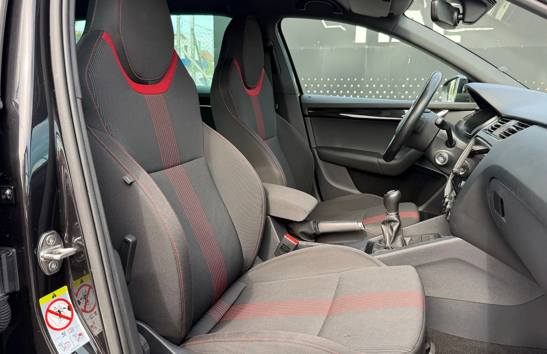 Zunanja slika - Škoda Octavia - 2.0 TDI SLO-FULL LED-ACC-CANTON-ŠPORTNI SEDEŽI - 11
