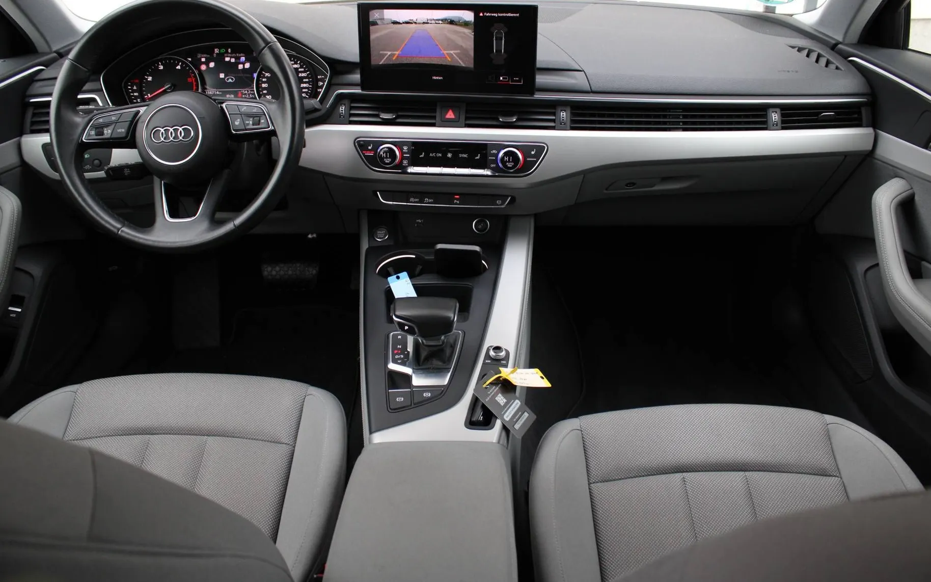 Zunanja slika - Audi A4 - 35 TDI S tronic advanced FULL LED KAM GRET SED - 7