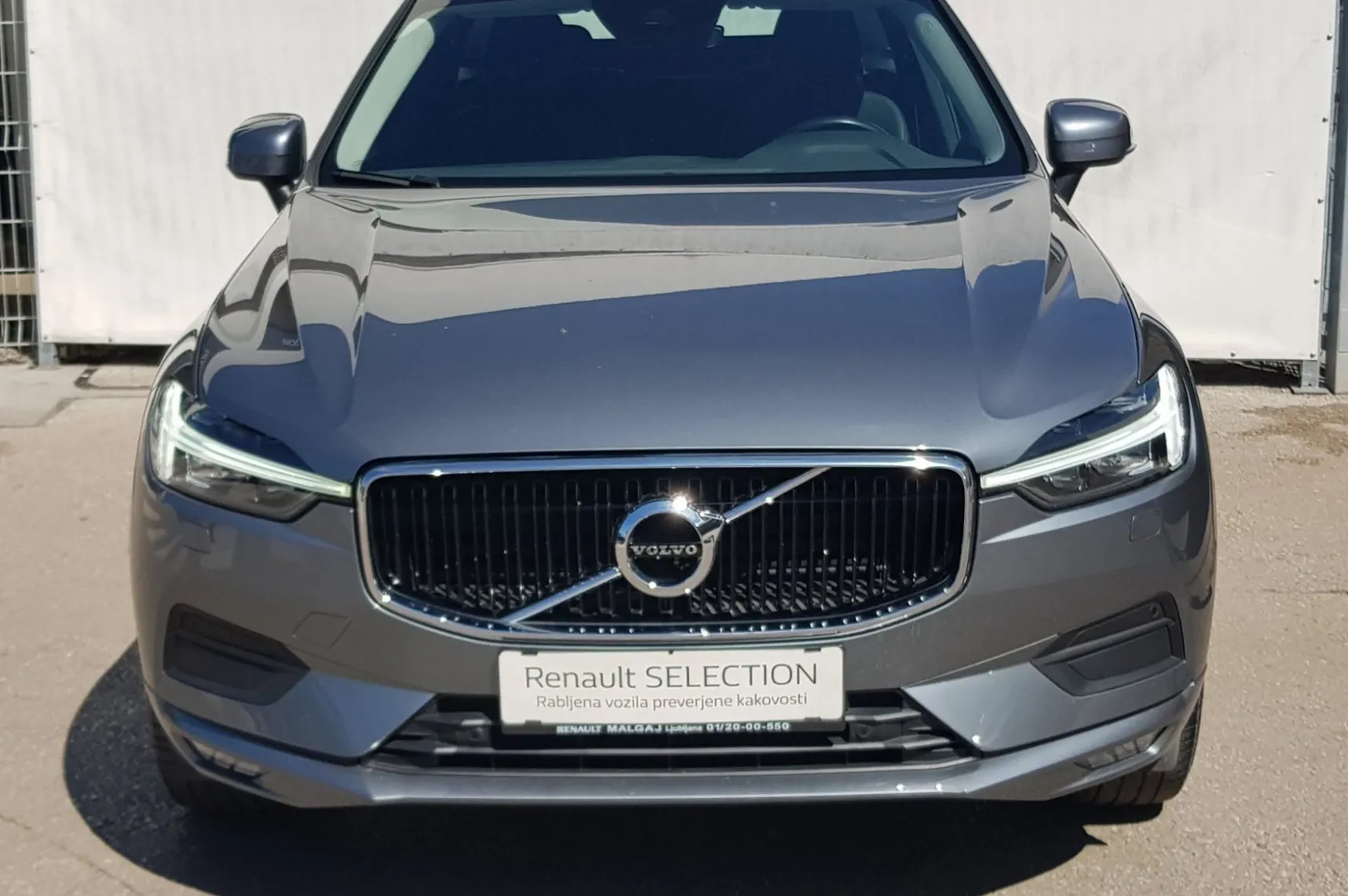 Zunanja slika - Volvo XC60 - B4D AWD Momentum Avt. - 2