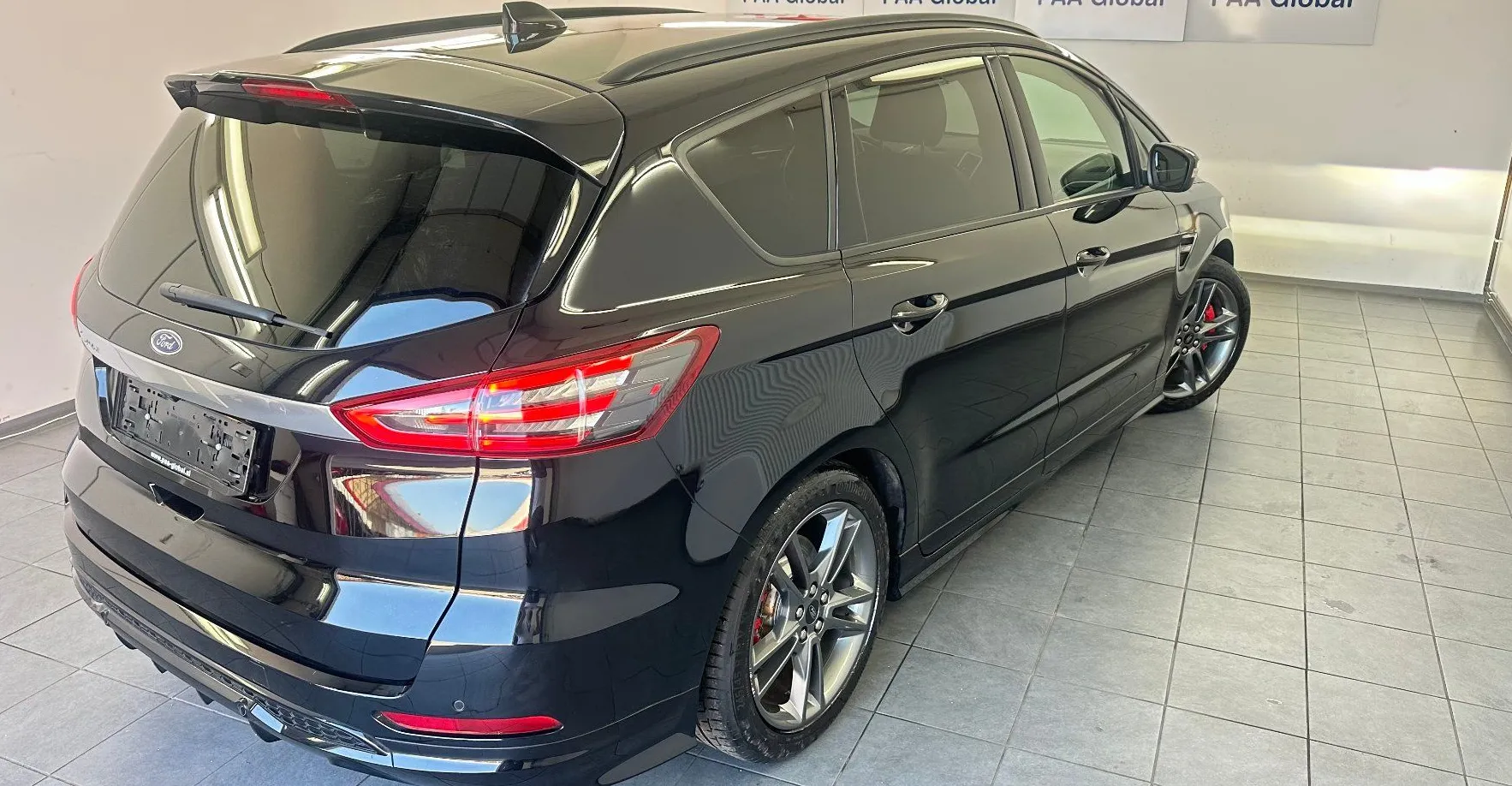 Zunanja slika - Ford S-MAX - 2.0 EcoBlue ST-LineAvt.NEMŠKI+4ALU.KAMERA.NAVI.LED - 14