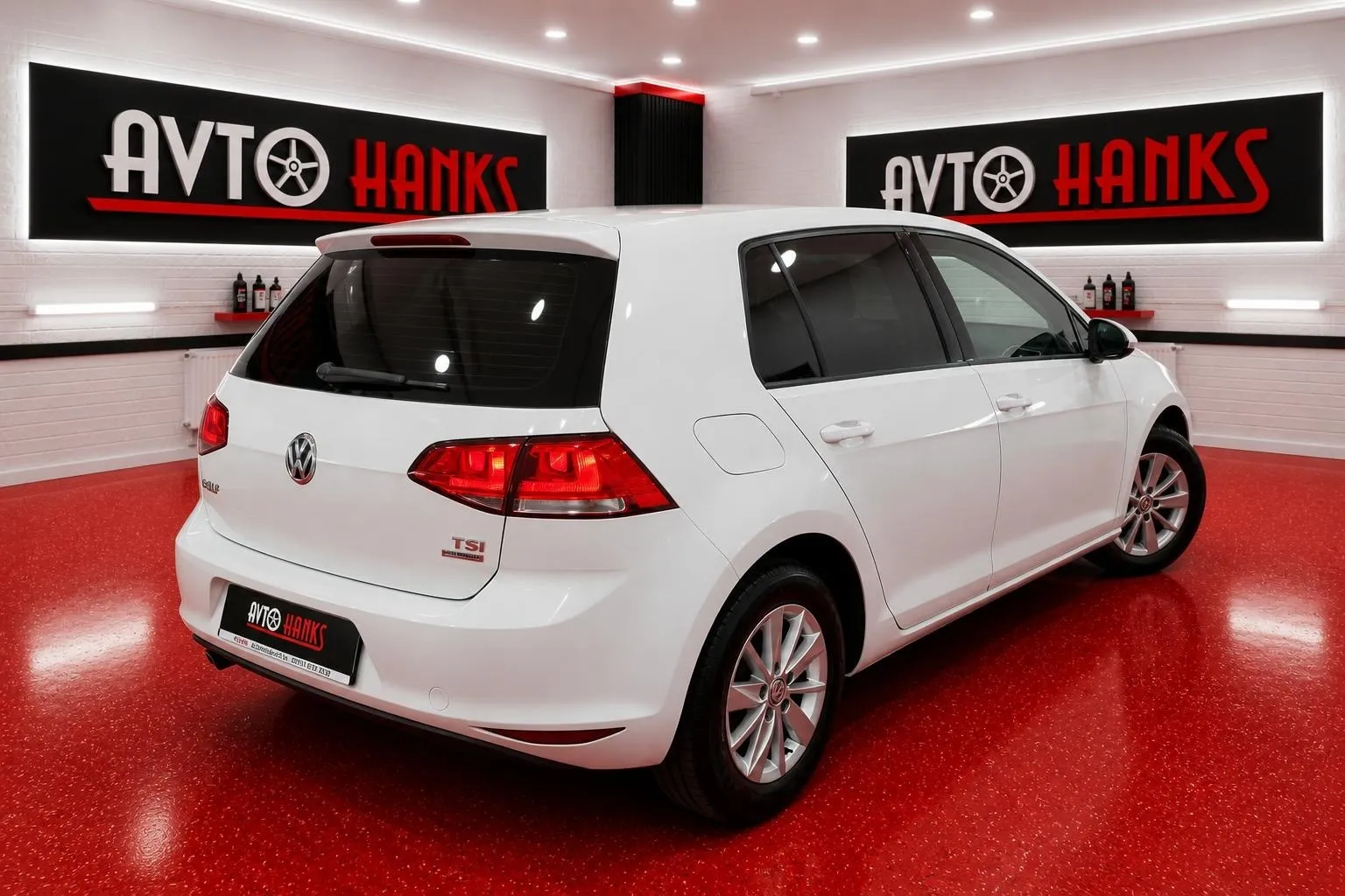 Notranja slika - Volkswagen Golf - 1.2 TSI BMT.BREZ POLOGA DO 7 LET.LEANPAY - 9