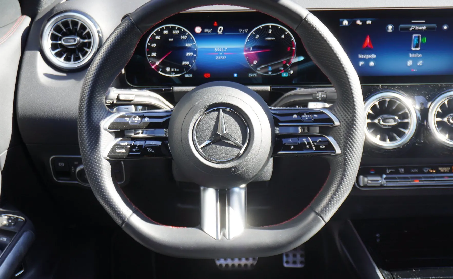 Zunanja slika - Mercedes-Benz GLA-Razred - GLA 200 d AMG Line Avt. - 8
