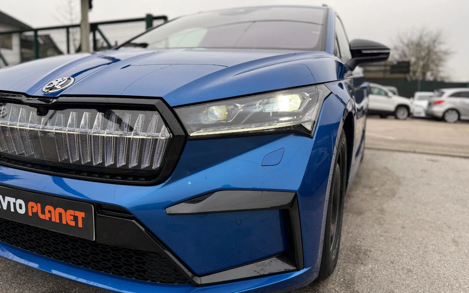 Zunanja slika - Škoda Enyaq - IV 80X SPORT LiNE MATRIX  ACC WEBASTO ALU 20 KLJUKA - 8