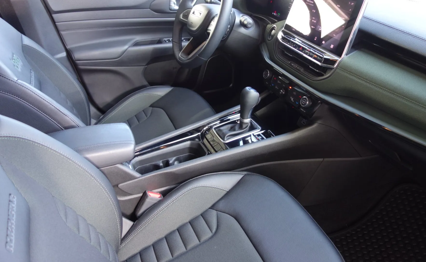 Zunanja slika - Jeep Compass - 1.5 T4 e-Hybrid North Star DCT - 7