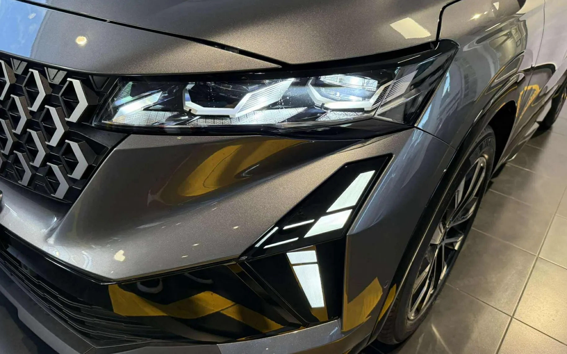 Zunanja slika - Renault Austral - techno mild hybrid 160 auto AKCIJA ZALOGA - 11