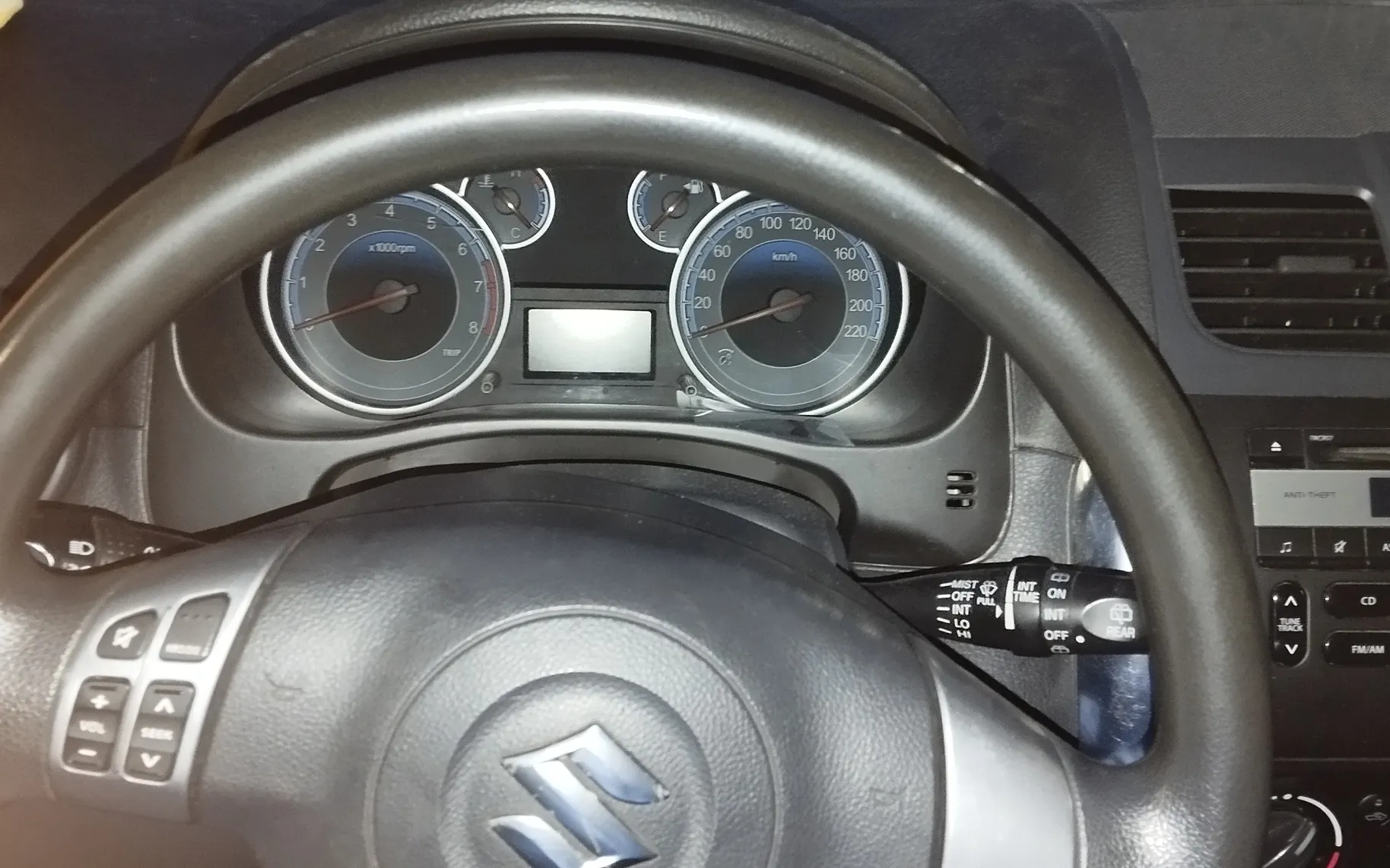 Zunanja slika - Suzuki SX4 - 4x4 1,6 Deluxe - 9