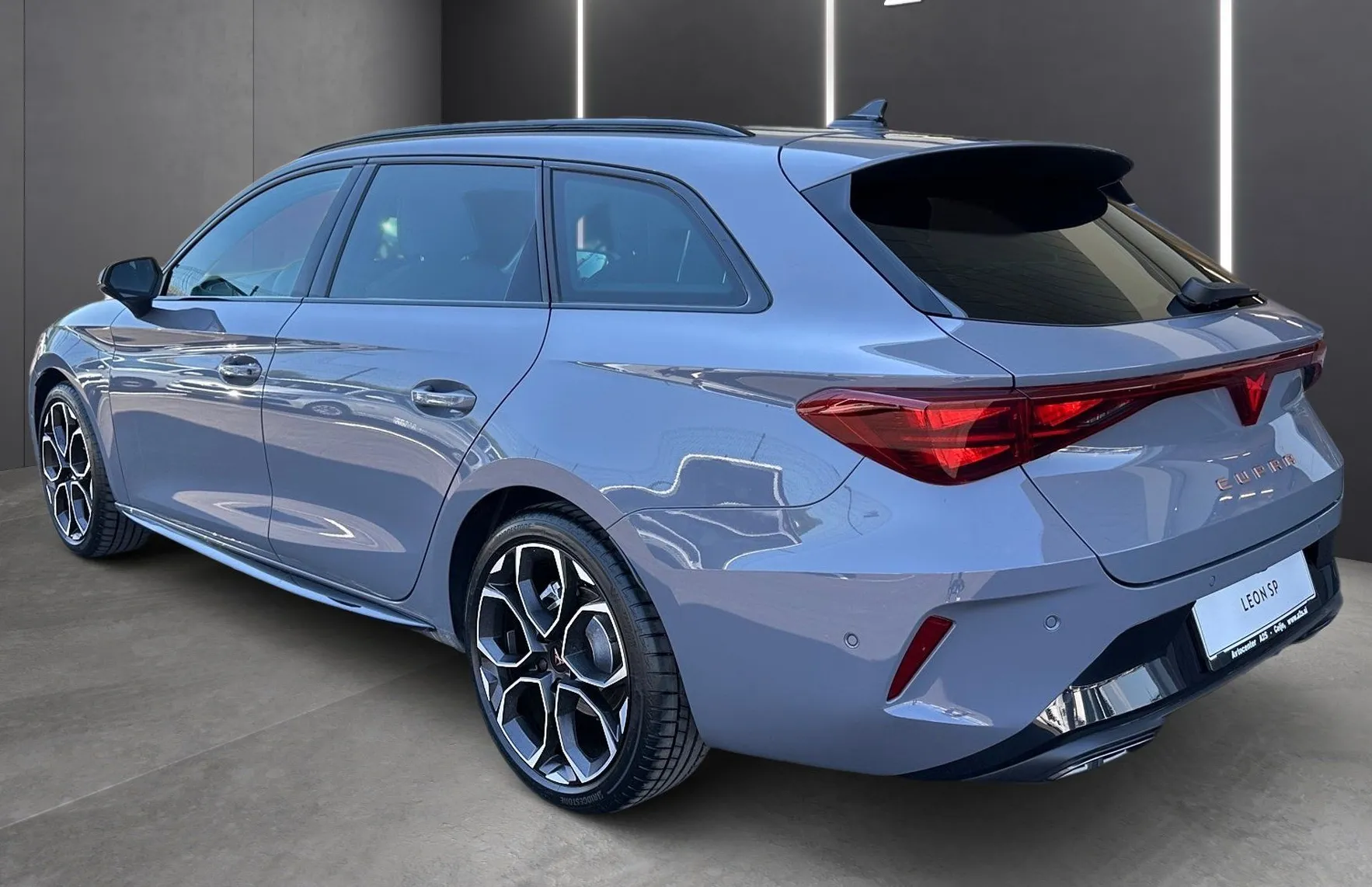 Zunanja slika - Cupra Leon - ST 1.5 eTSI DSG - 4