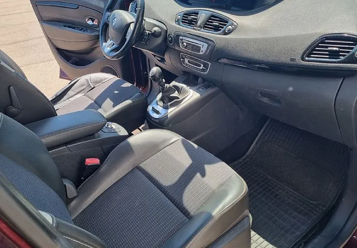 Zunanja slika - Renault Scénic - Scenic 1.6 dCi Energy Dynamique NAVI. BLUETOOTH.PRIKLOP - 8