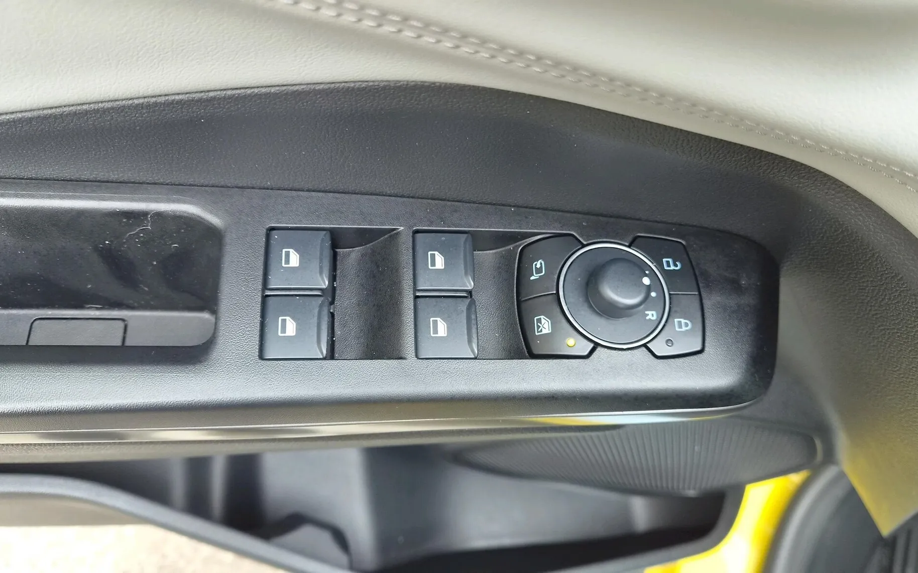 Zunanja slika - Ford Puma - Gen-E 43 kWh Premium-SLO-RADAR-BLIS-LINE-360o-ZIMS - 14