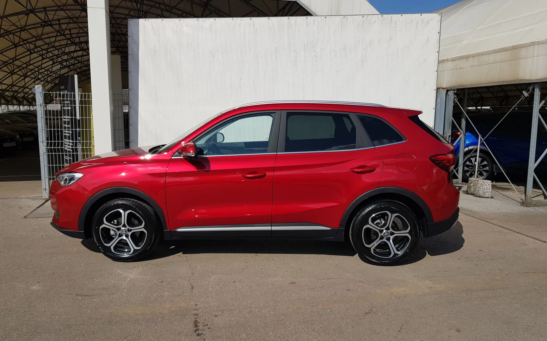 Zunanja slika - MG MG ZS - 1.5L Comfort+kamera 360+ ZIMSKE PNEVMATIKE - 4