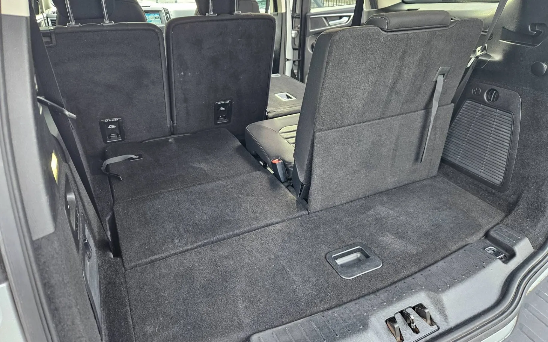 Notranja slika - Ford Galaxy - 2.0 TDCi Titanium AVT.  NAVI 7 SEDEŽEV - 12