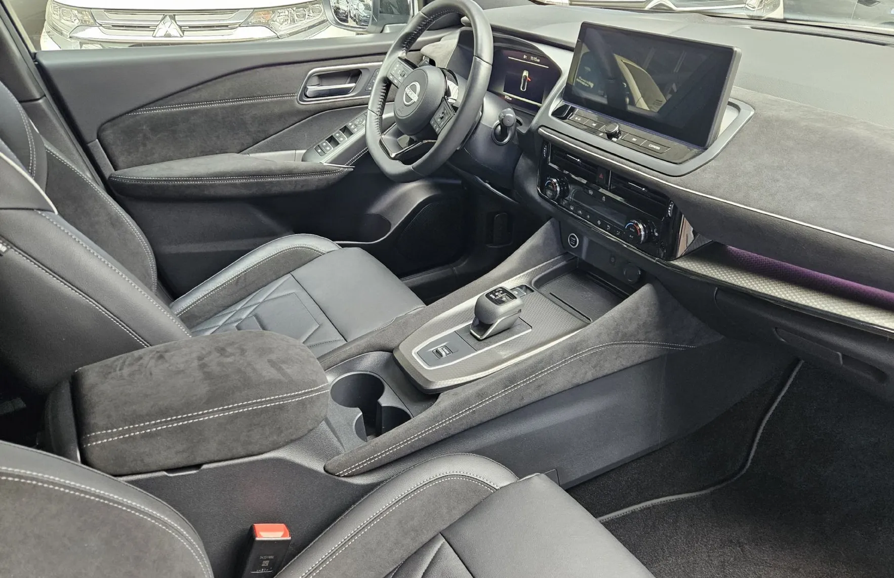 Zunanja slika - Nissan Qashqai - 1.3 DIG-T MHEV N-Design X-Tronic - 11