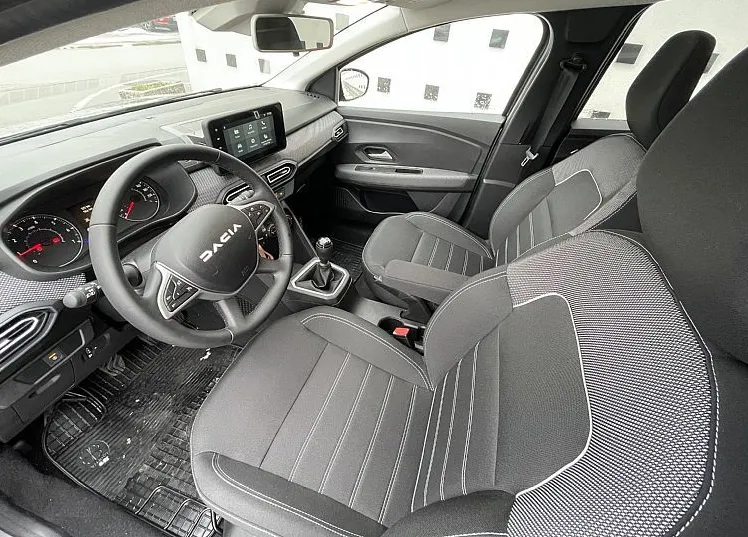 Zunanja slika - Dacia Jogger - 1.0 TCe 110 Expression - 6