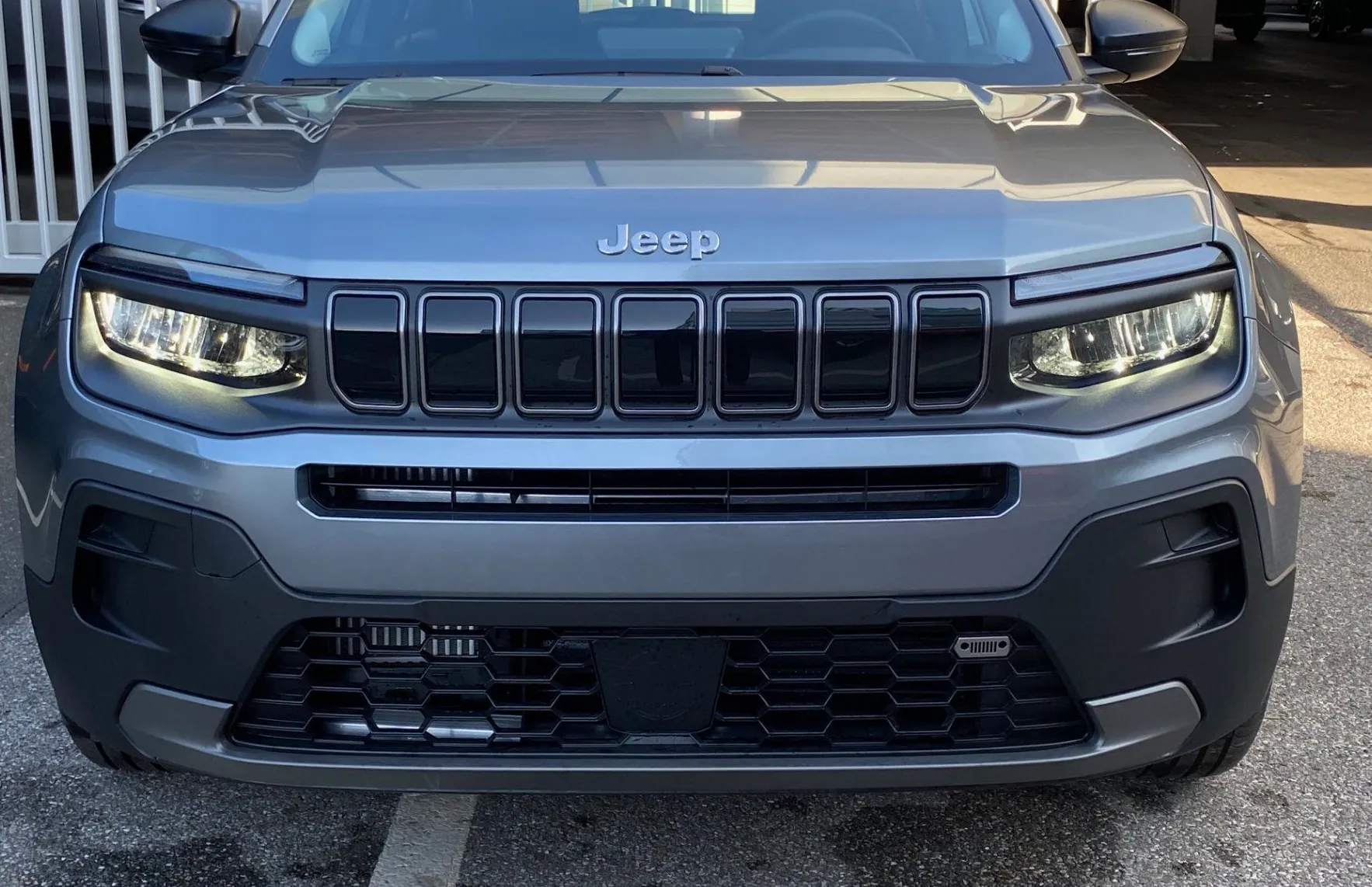 Zunanja slika - Jeep Avenger - 1.2 GSE 100 Longitude - 3