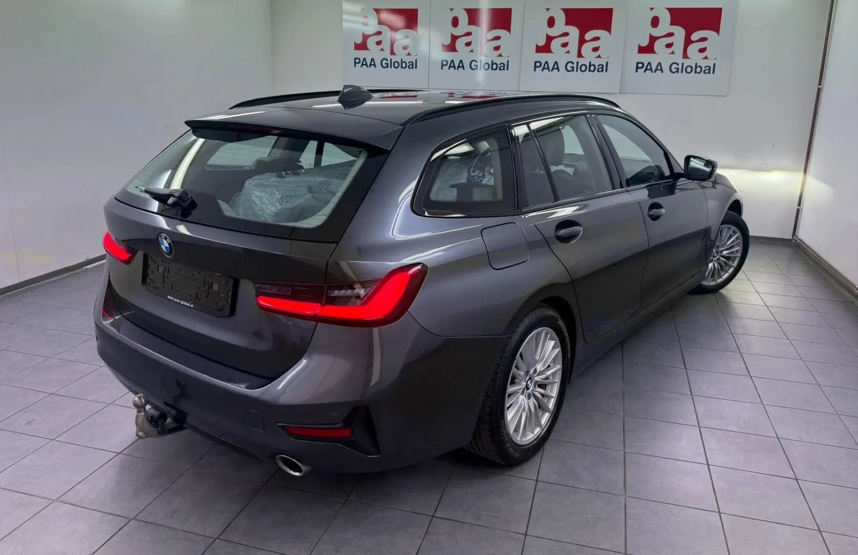 Zunanja slika - BMW Serija 3 - Touring: 320d Touring Sport Line Avt.NEMŠKI+4ALU.USNJE.L - 4