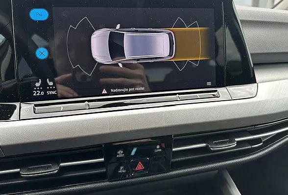 Zunanja slika - Volkswagen Golf - Variant 2.0 TDI DSG°°1.Lastnik°°Odlično ohranjen - 9