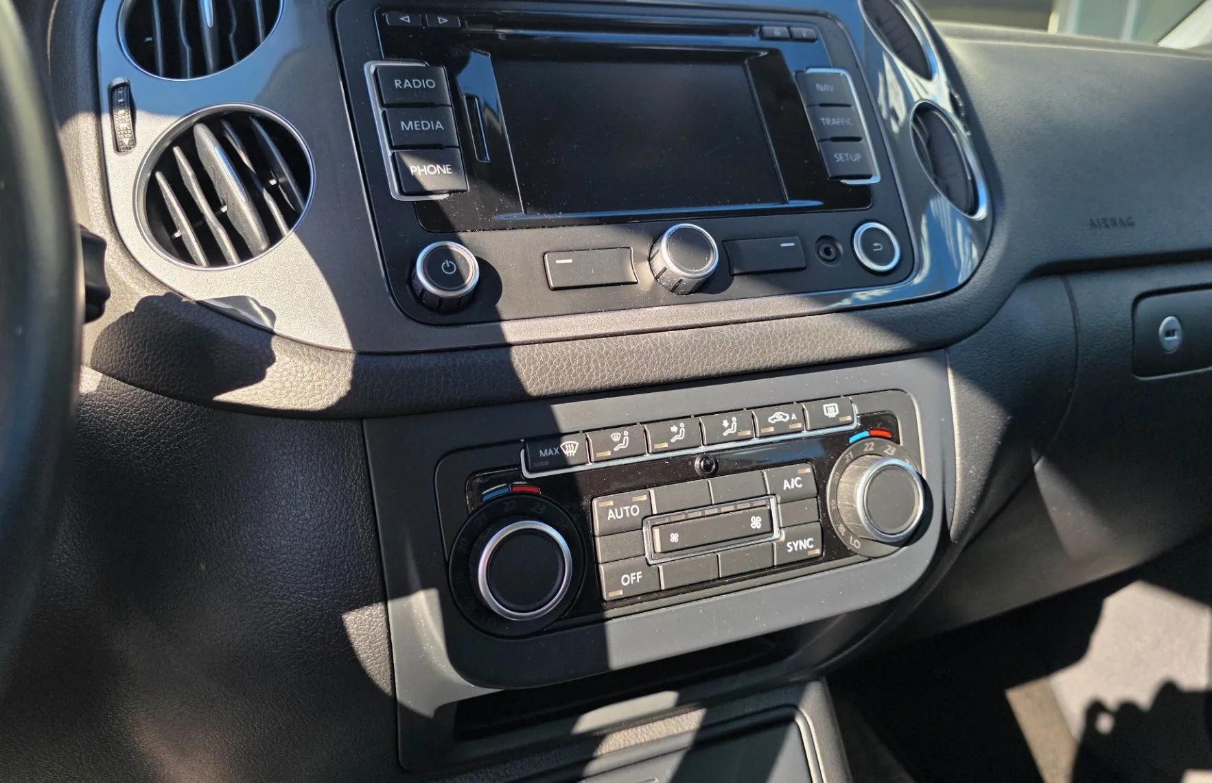 Zunanja slika - Volkswagen Tiguan - 2.0 TDI BMT Trend Fun. SLO POREKLO - 14
