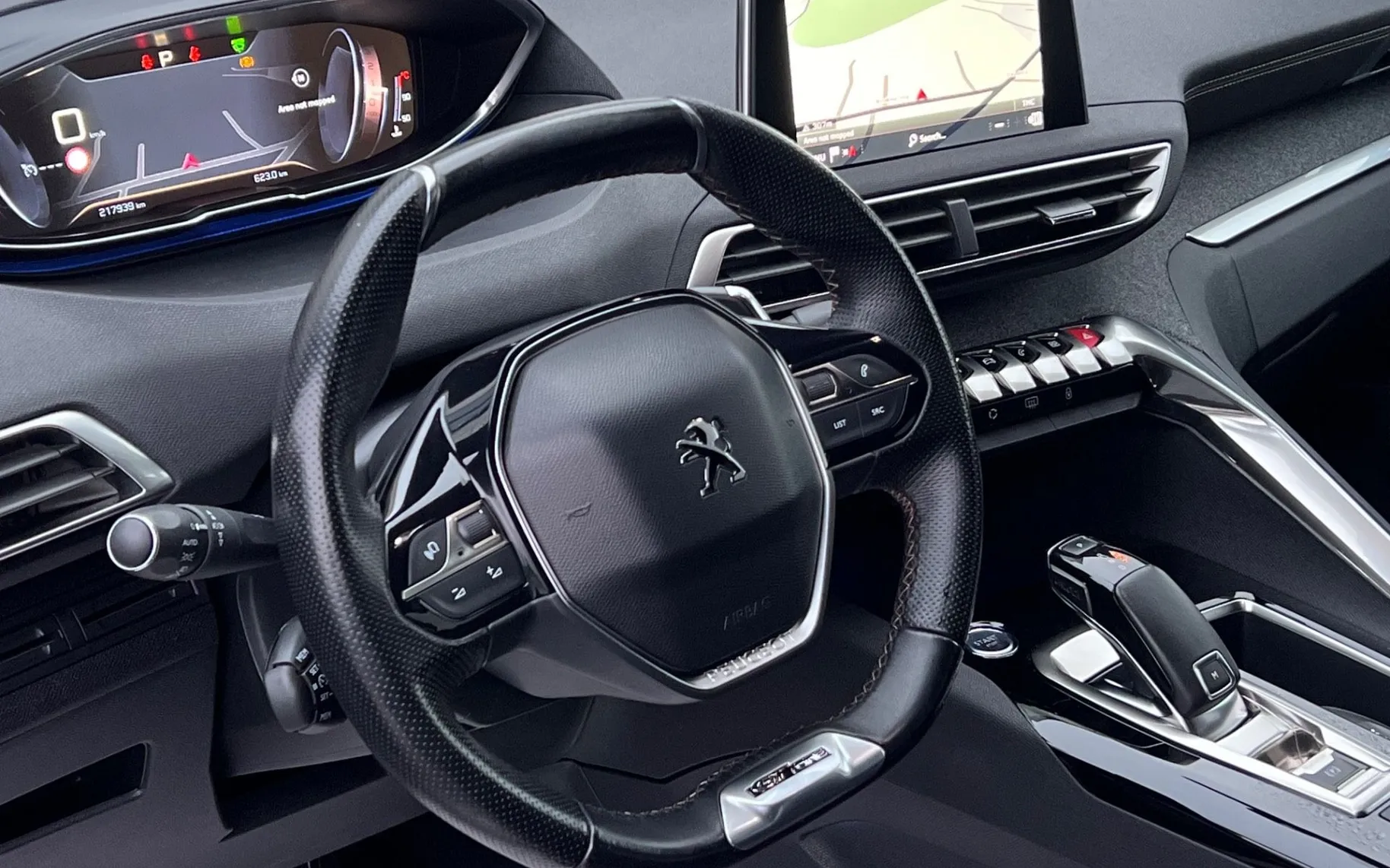 Notranja slika - Peugeot 5008 - 1.5 BLUEHDI+GT LINE+FULL LED+VIRTUAL+PERLA... - 11