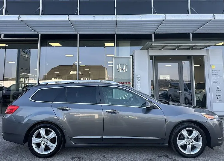 Zunanja slika - Honda Accord - 2.2i-DTEC Executive Plus - 8