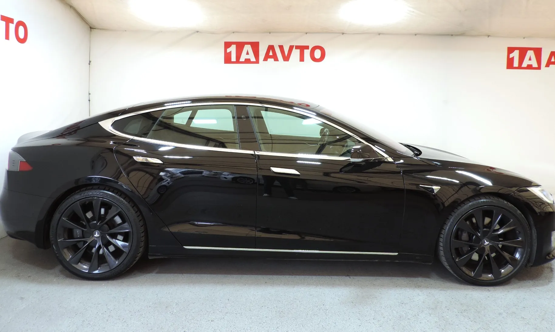 Zunanja slika - Tesla Model S - 100D - 4