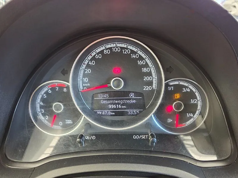 Zunanja slika - Volkswagen Up! - SLO POREKLO 1.LASTNIK - 15
