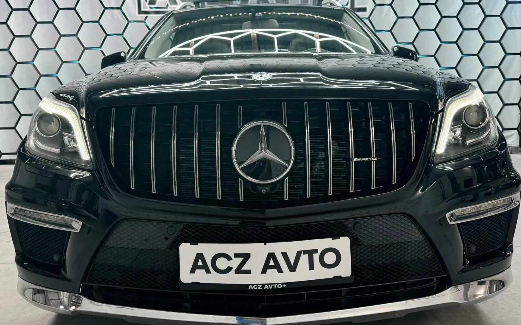Zunanja slika - Mercedes-Benz GL-Razred - GL 550•V8•AUT•4 MATIC•PANO•ACC•ZRAČNO•107.000KM• - 2