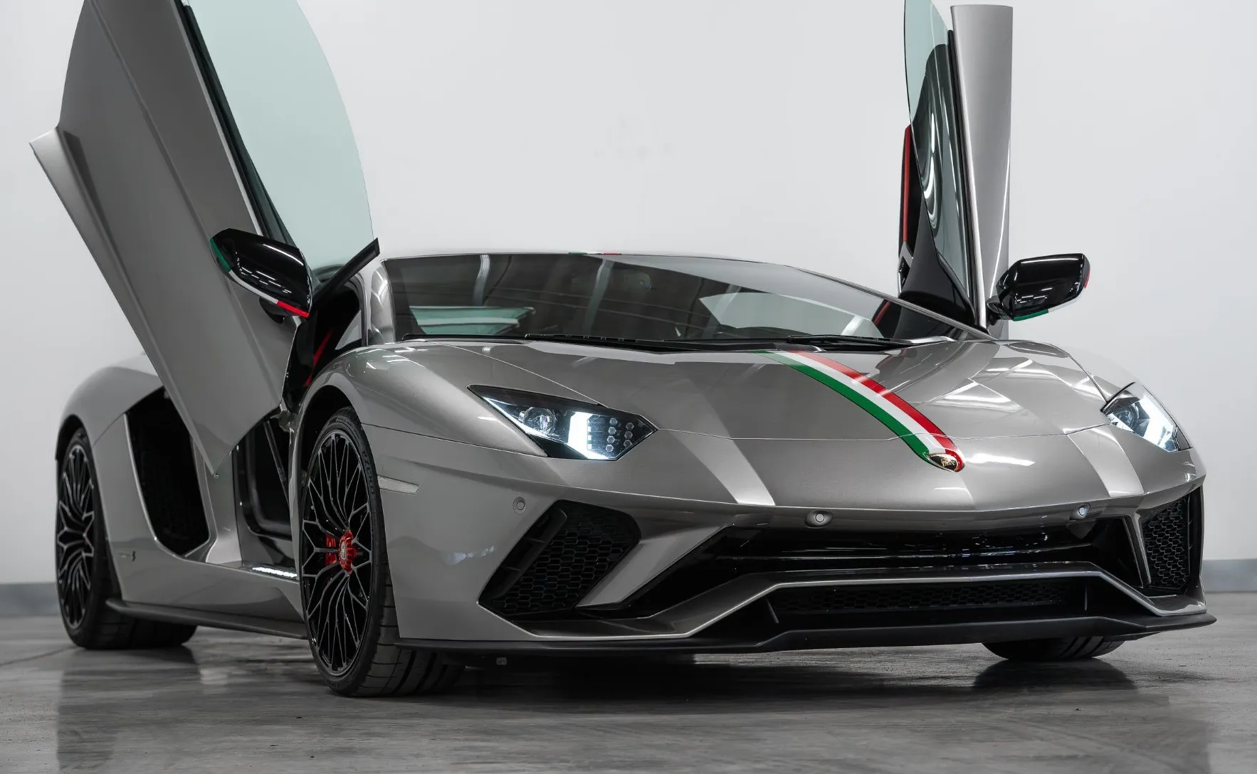 Zunanja slika - Lamborghini Aventador - S - KOT NOV. LAMBORGHINI GARANCIJA DO MAREC 2027 - 15