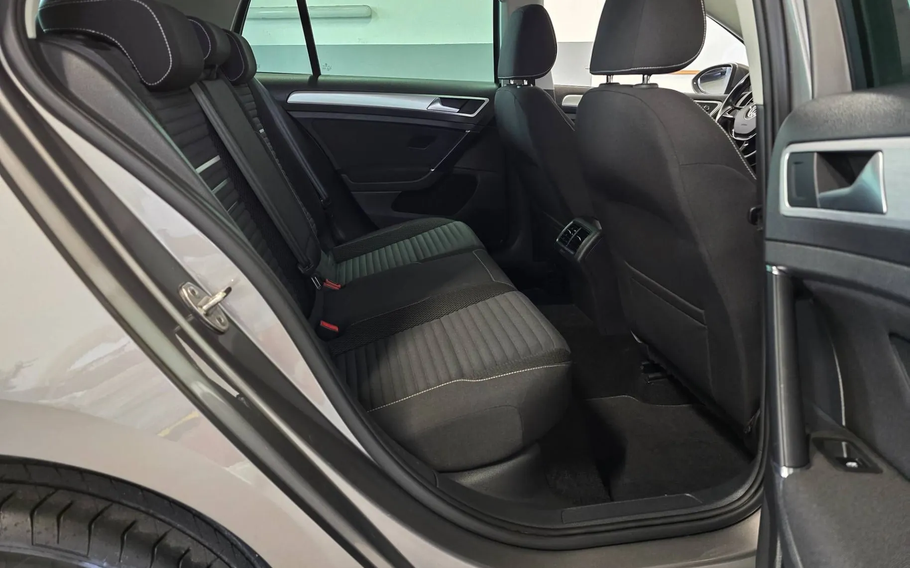 Notranja slika - Volkswagen Golf - 1.2 TSI BMT CUP - 14