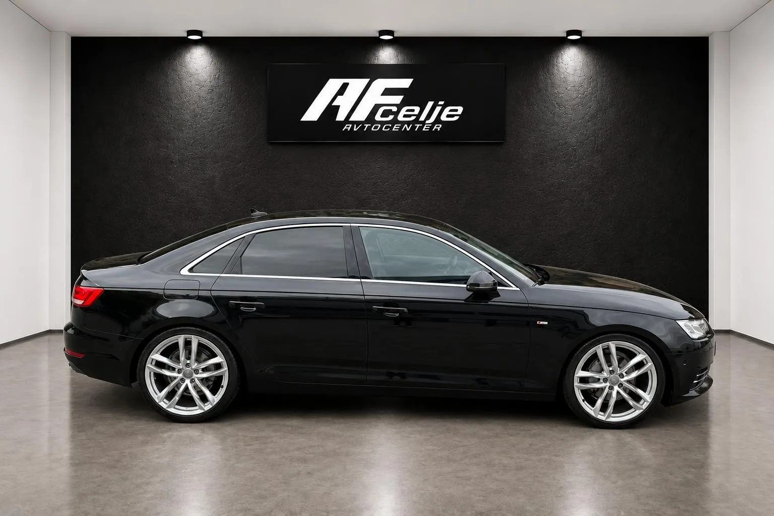 Zunanja slika - Audi A4 - 2.0 TDI-S LINE-XENON+LED-NAVI-LIZING ZA TUJCE- - 4