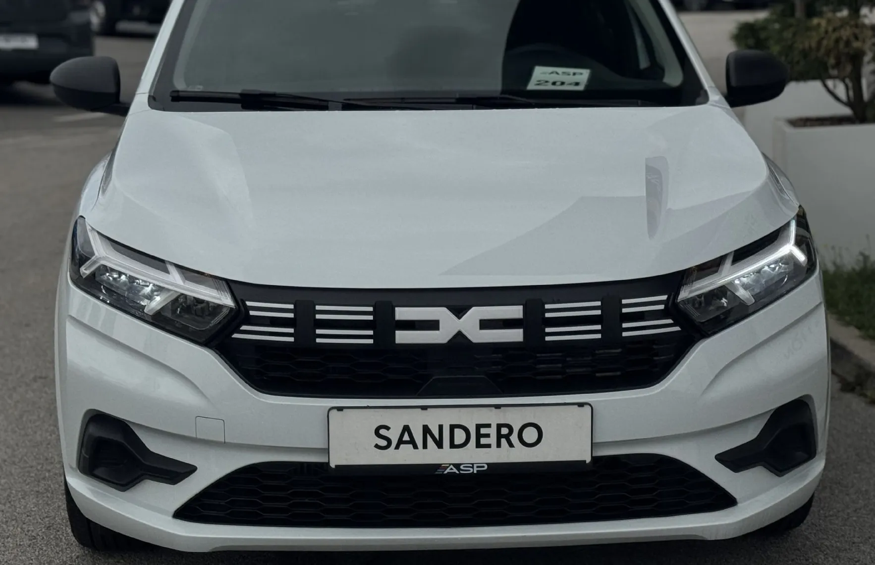 Zunanja slika - Dacia Sandero - 1.0 TCe 100 Essential - 2