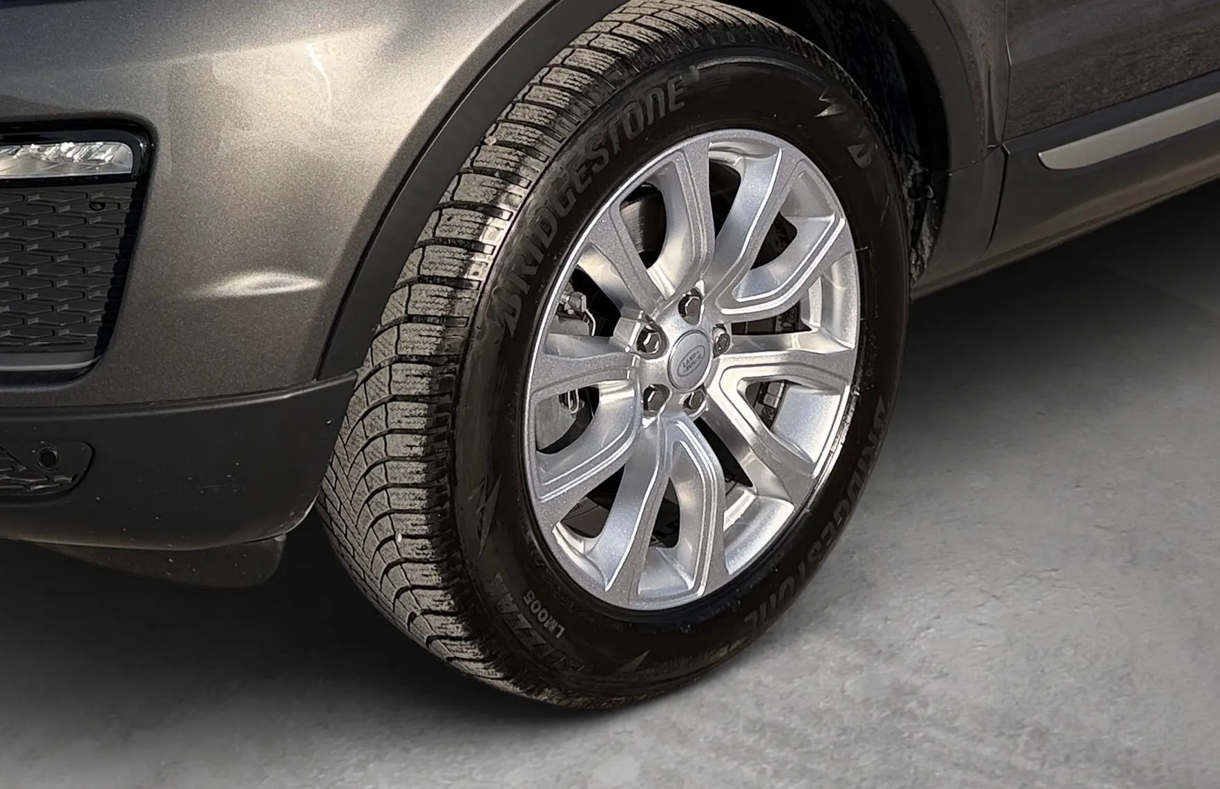 Zunanja slika - Land Rover Range Rover Evoque - 2.0 TD4 150 KM SE+ 4WD avt.-SLO poreklo-1. las - 6