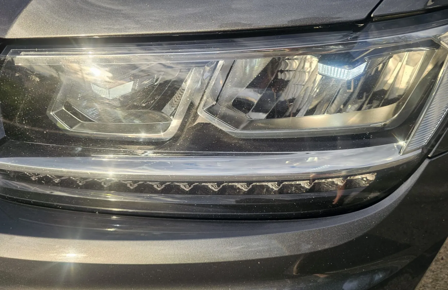 Zunanja slika - Volkswagen Tiguan - 2.0 TDI BMT Comfort Edition | SLO poreklo | 1 lastnica - 15