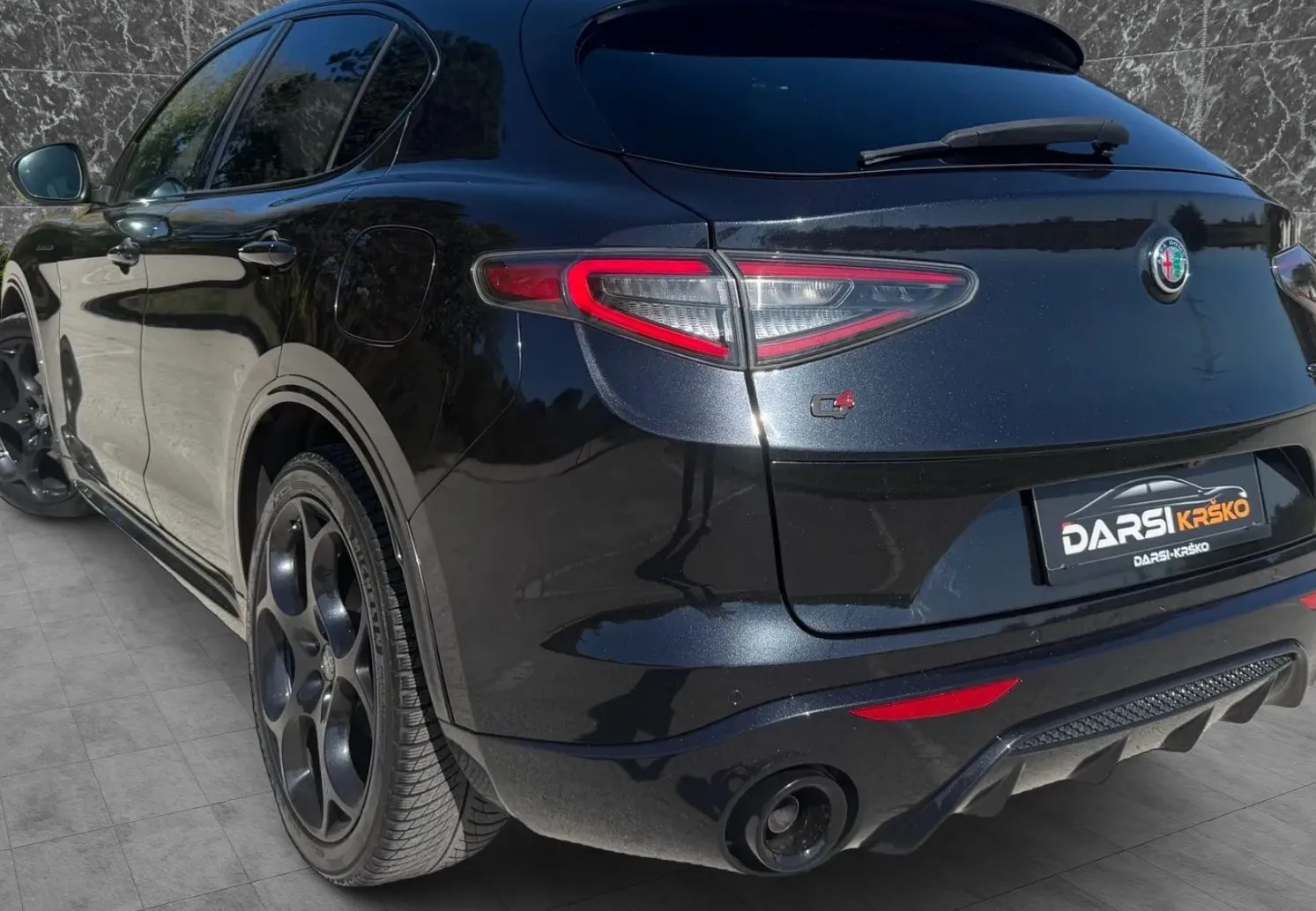 Zunanja slika - Alfa Romeo Stelvio - Q4 2.2 210PS COMPETIZIONE RADAR FULL LED HK ALU21 - 3