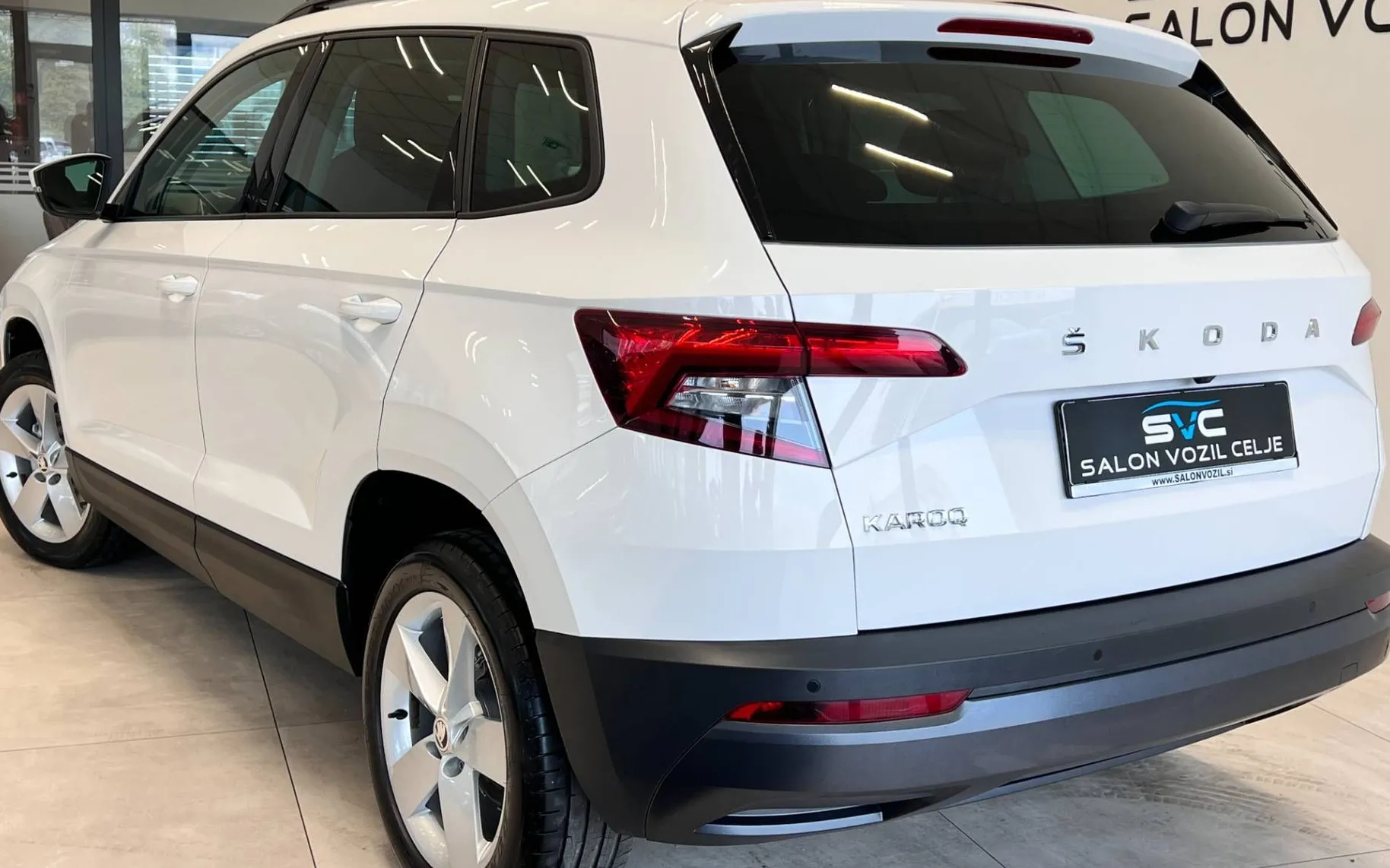 Zunanja slika - Škoda Karoq - 2.0 TDI-DSG-FRONT-ASSIST-ACC-KAM-KEYLESS-NAVI-PDC. - 7