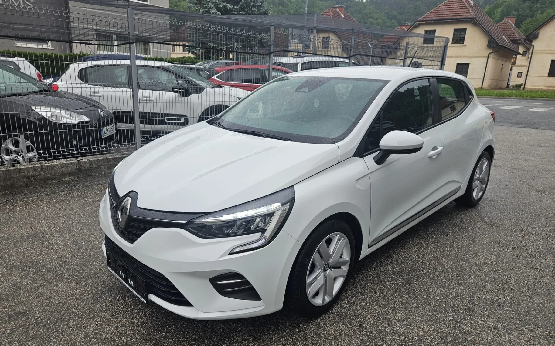 Zunanja slika - Renault Clio - 1.6 E-TECH HYBRID - Business - 2