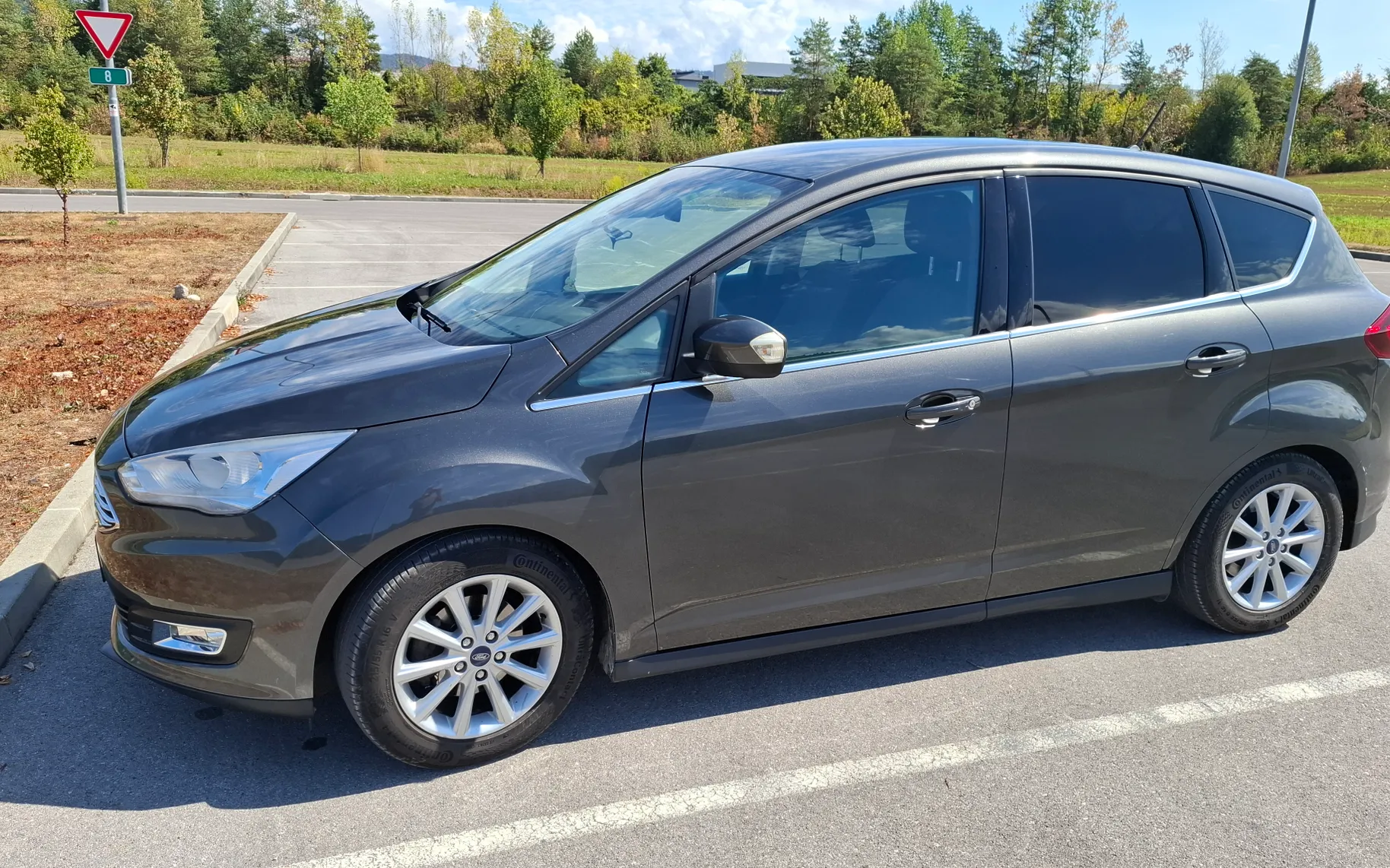 Zunanja slika - Ford C-MAX - 1,0 EcoBoost Titanium - 4