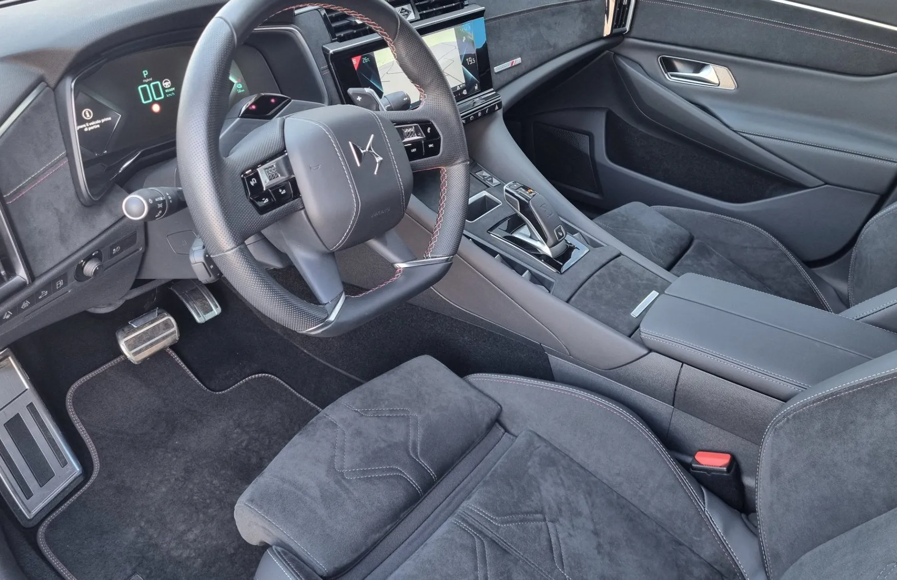 Zunanja slika - DS DS 9 - 1.6 PHEV PERFORMANCE LINE+ 360 4X4 - 9