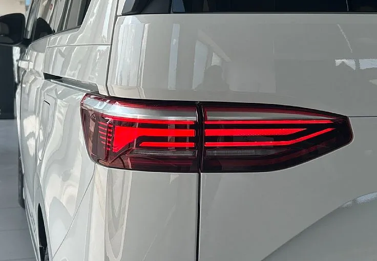 Zunanja slika - Volkswagen Multivan - Edition 2.0 TDI DSG-ZALOGA-EASY OPEN-KLJUKA-USNJE - 5