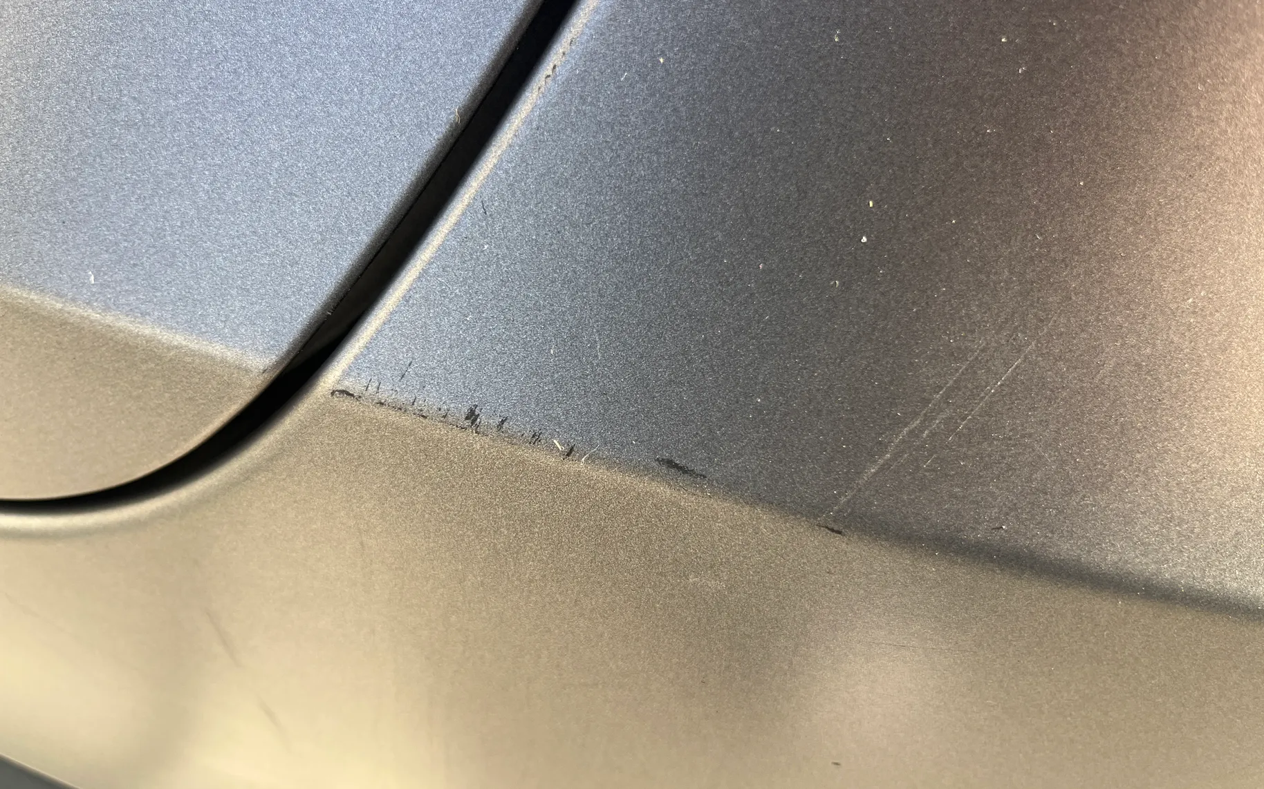 Slika poškodbe - Tesla Model Y - 3D3 / 3D7 - 32