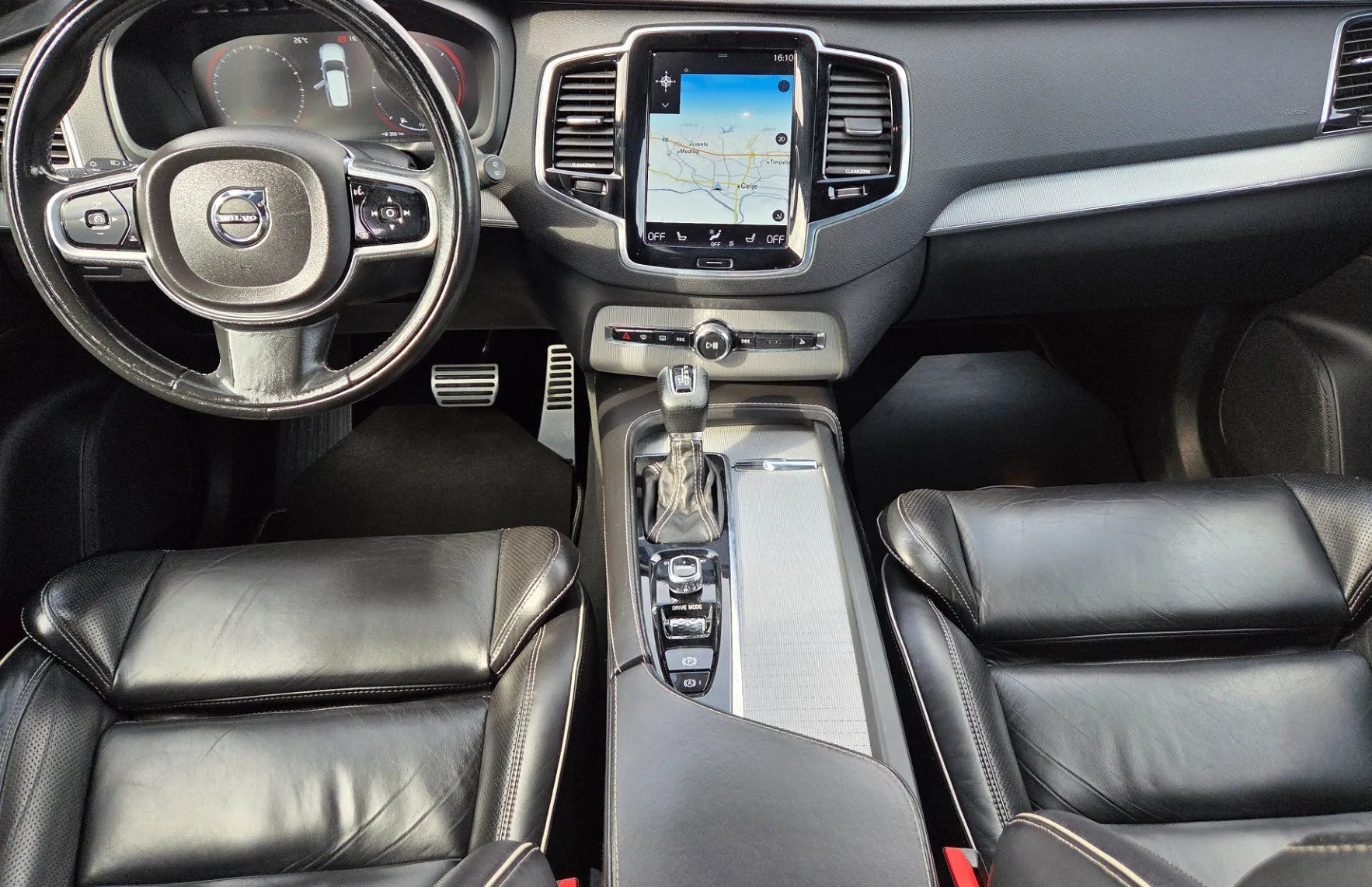 Zunanja slika - Volvo XC90 - D5 AWD R-Design Geartronic - 10