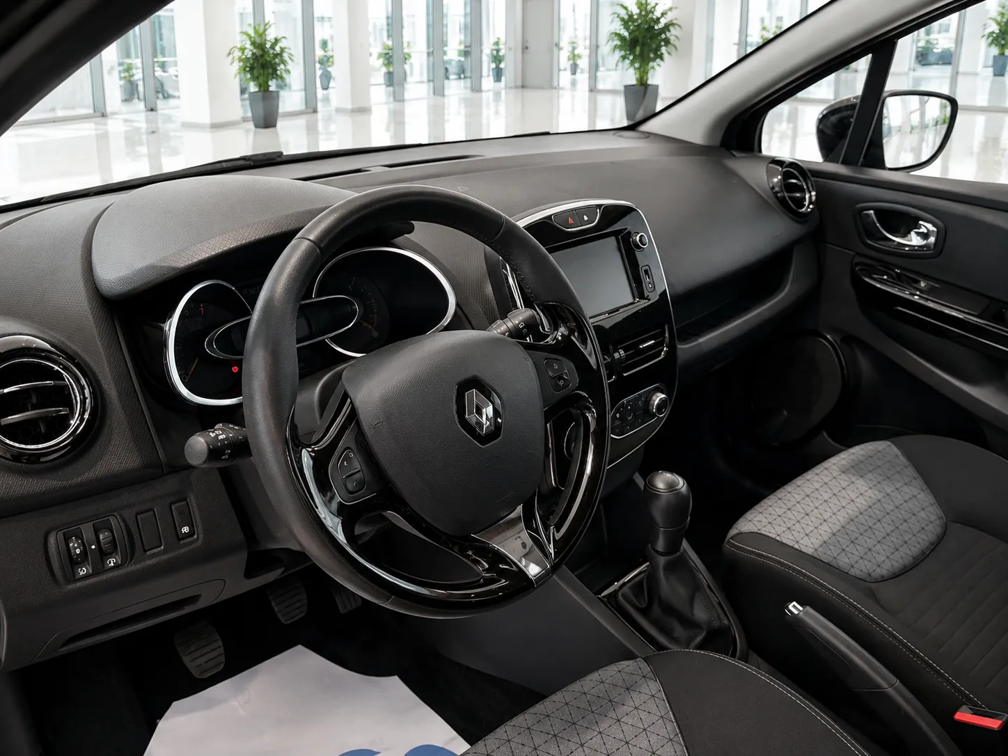 Zunanja slika - Renault Clio - TCe 90 Energy Dynamique Start&Stop - 8