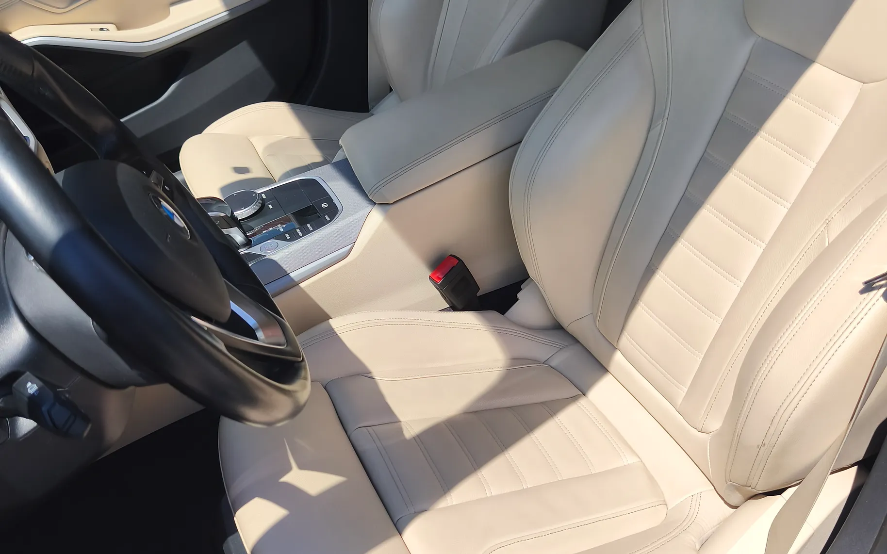 Notranja slika - BMW Serija 3 - 320d Touring Avt. - 7