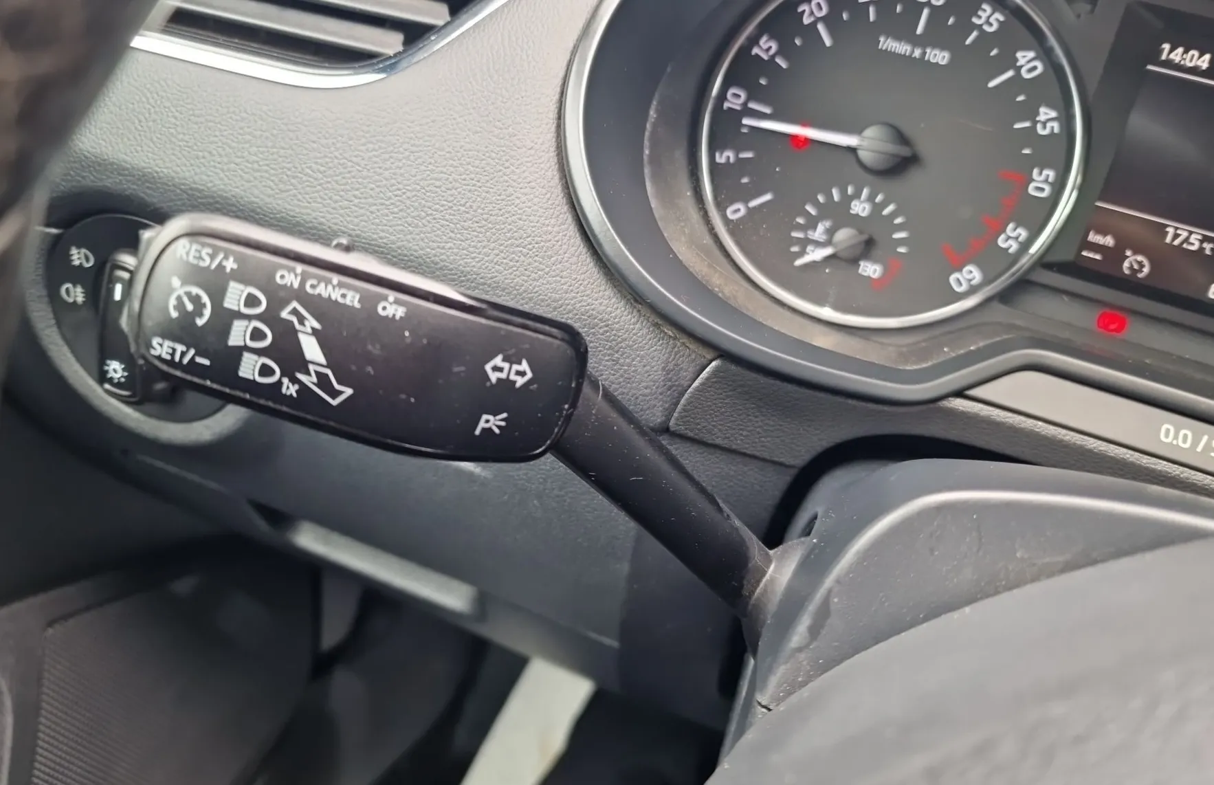 Zunanja slika - Škoda Octavia - Combi 2.0 TDI - 15