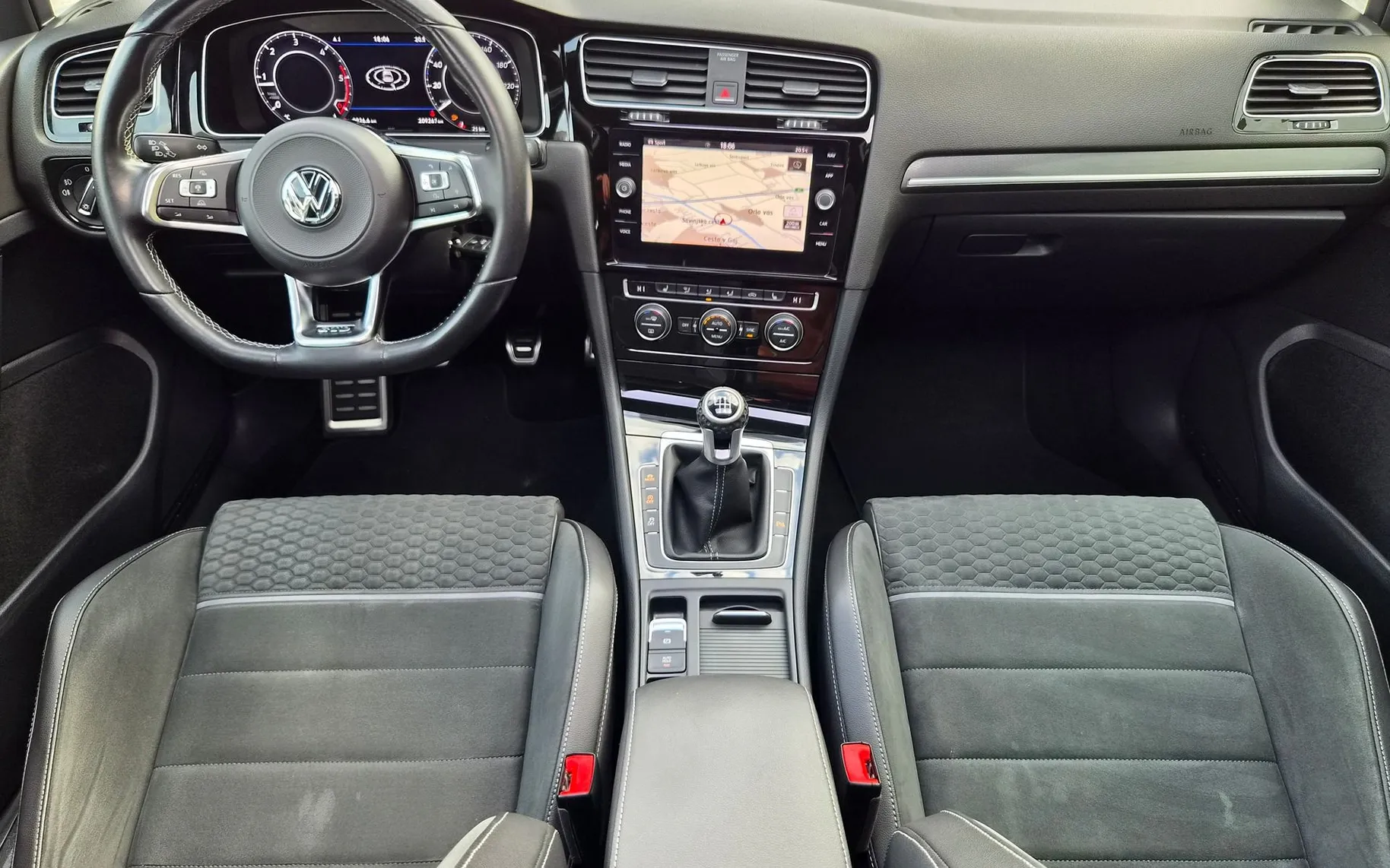 Zunanja slika - VW Golf - 2.0GTD-VIRTUAL-PANORAMA-ACC-SPORT MODE-18COL-2XPDC - 6