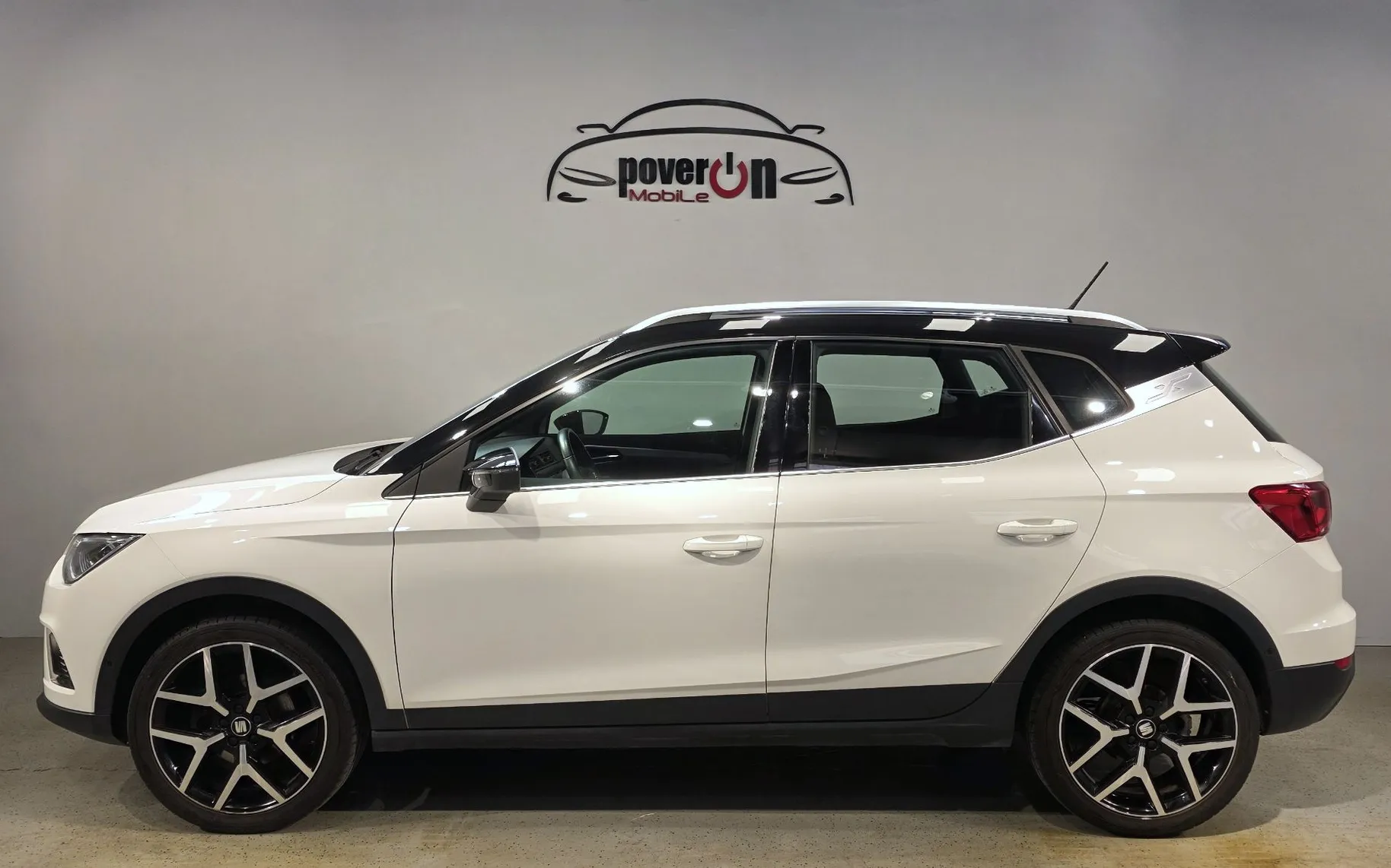 Zunanja slika - Seat Arona - 1,0 TSI FR SLO 1.LAST TEMP LED KAM ALU - 2