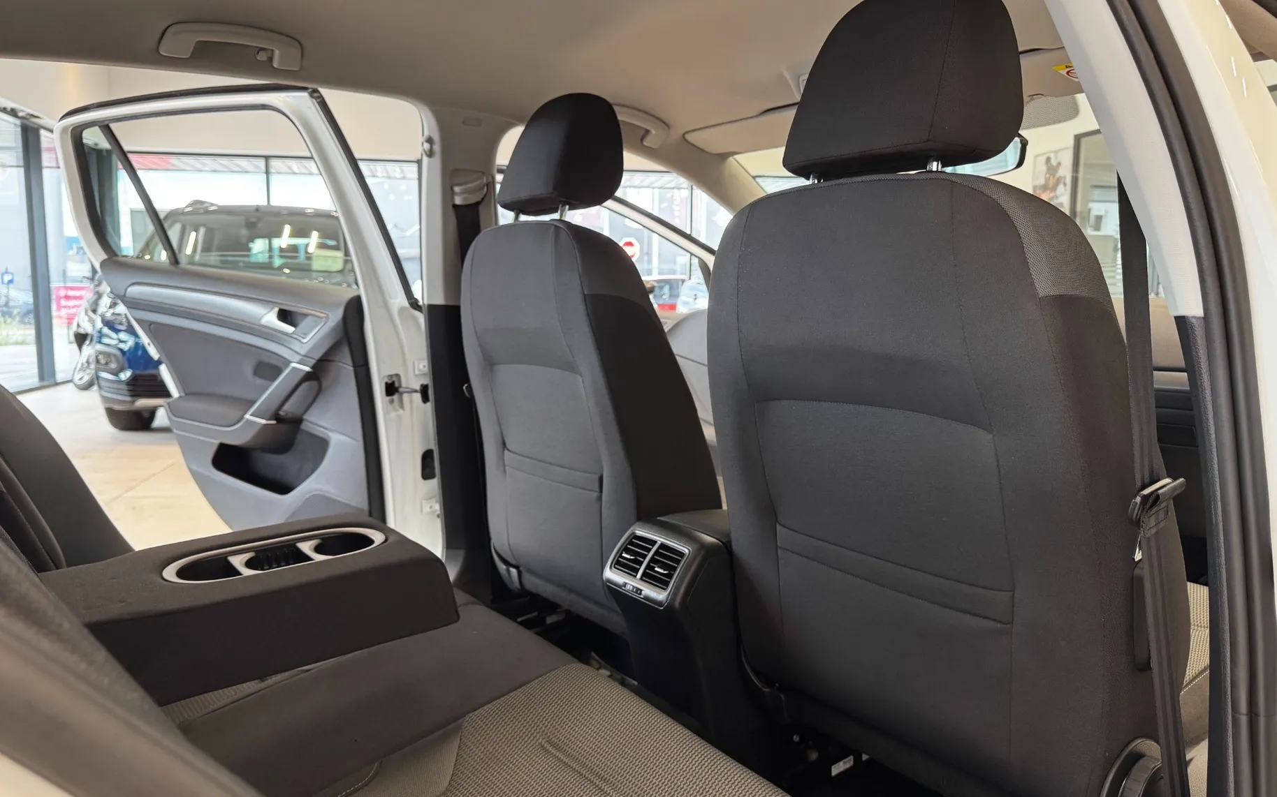 Zunanja slika - Volkswagen Golf - 1,6 TDI BMT - 12