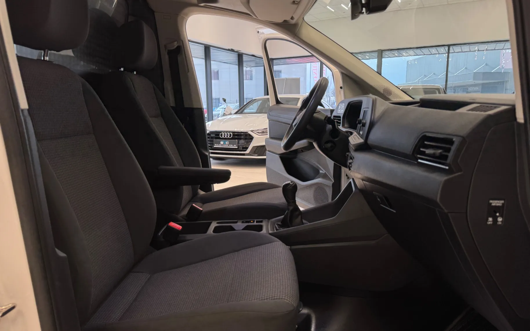 Zunanja slika - Volkswagen Caddy - 2.0TDI-102KM-TEMP-BLUETOOTH-43.000KM-1.LASTNIK - 9